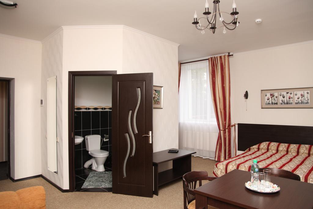 Florentina Hotel Edinet Camera foto