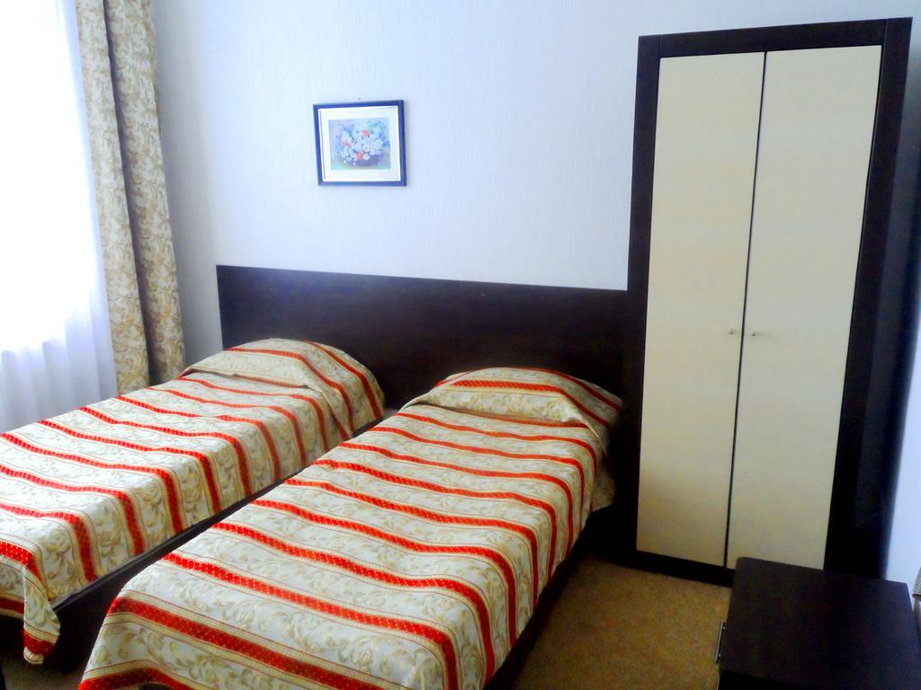 Florentina Hotel Edinet Esterno foto